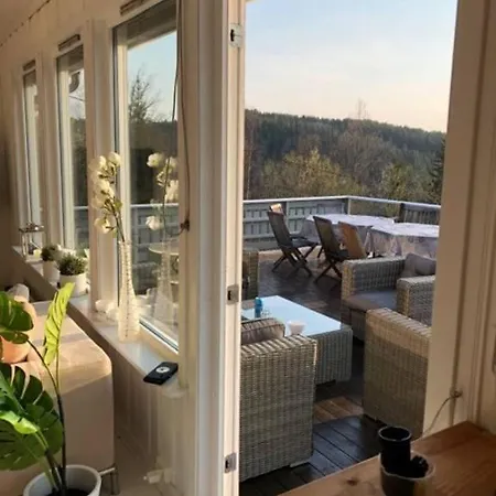 Holmsasen With Incredibly Sunny Terrace And Boat Asker